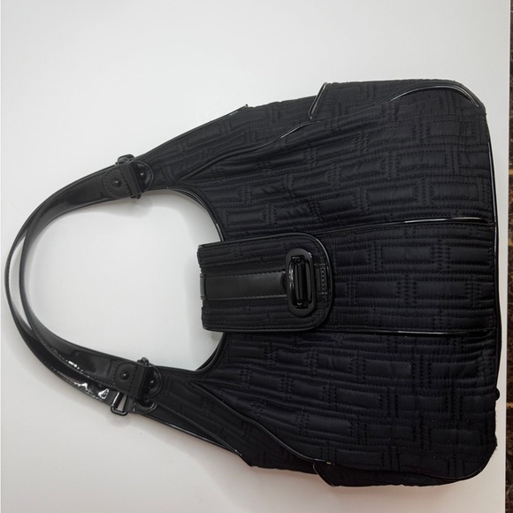 Vera Bradley Black Quilted Shoulder Handbag Tote Hobo Classic Travel - Picture 3 of 10